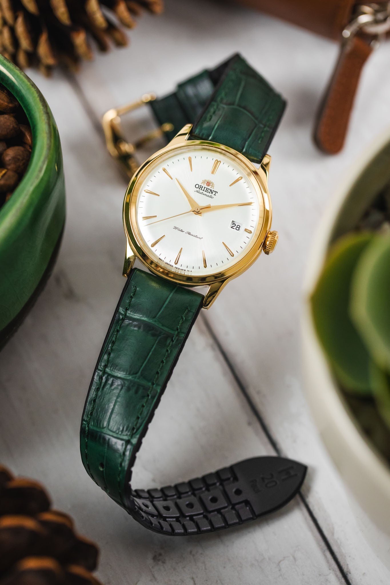 Gold watch green strap sale